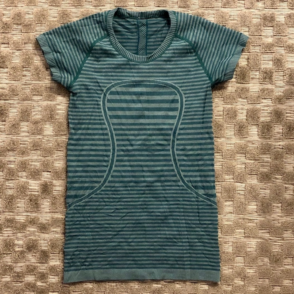 Lululemon Swiftly Tech Short Sleeve Crew
